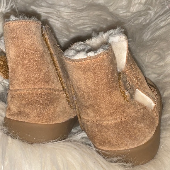 UGG Boot Bundle - Picture 4 of 10